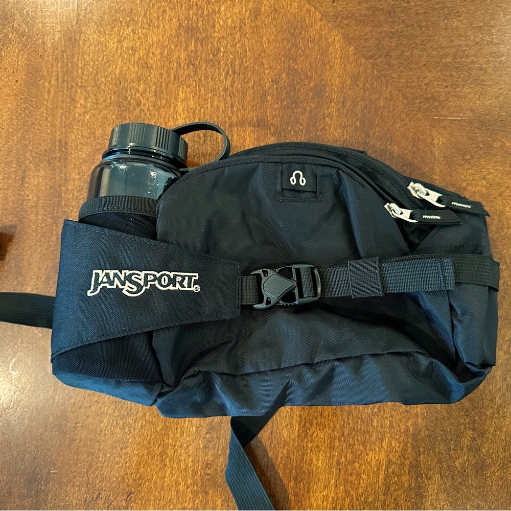 Jansport Hiking Fanny Pack with Waterbottle